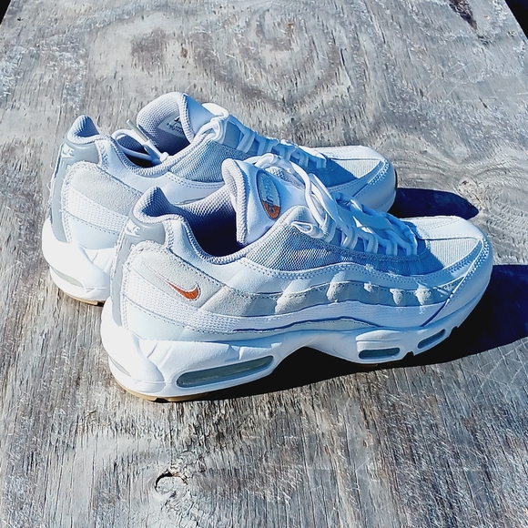 Nike Air Max 95 'Pure Platinum/Streetwear/Lifestyle/Running Shoes Size 10 Men - Picture 8 of 9